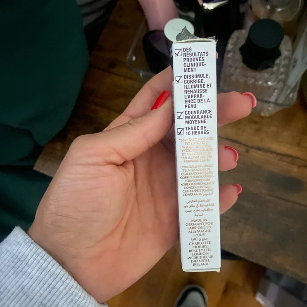 Charlotte Tilbury Radiant Concealer - 15 Deep